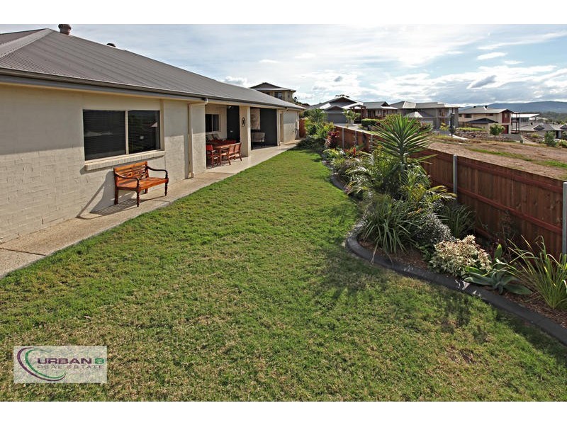 15 Grange Place, Bellbowrie QLD 4070